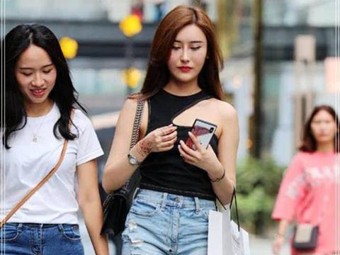 街拍新闻爆料,街拍新闻爆料揭示潮流新风向