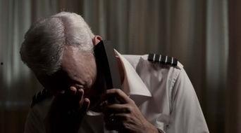 萨利机长在线观看手机,生死瞬间，手机见证奇迹